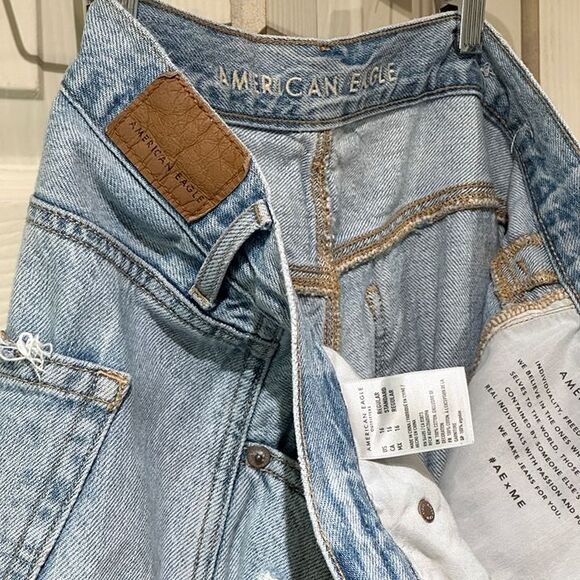 AE Skater Jeans Drapey Rigid Baggy Wide Leg Distressed Light Wash Raw Hem 16 - Picture 9 of 12